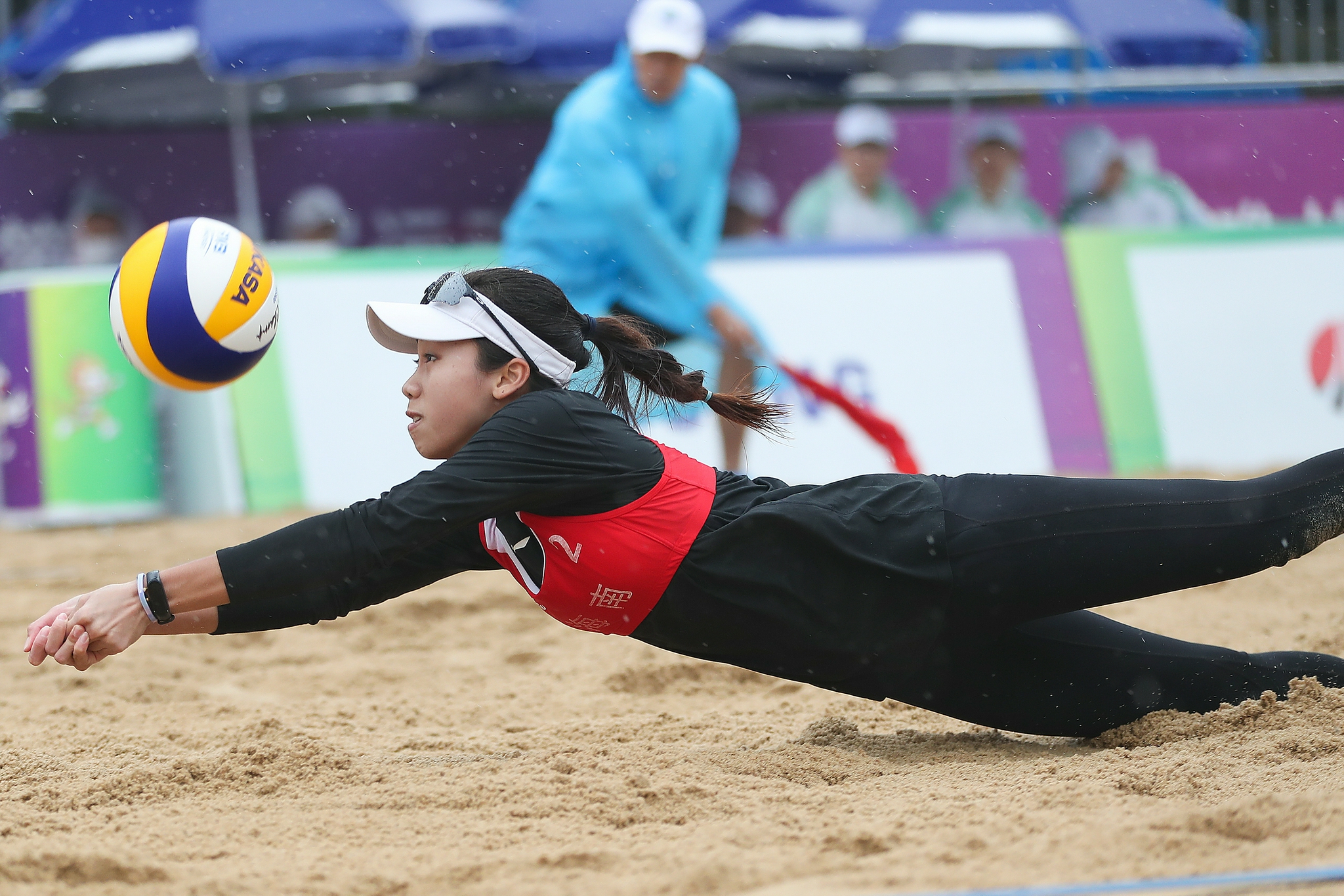 泰国女子排球队演绎绝地大逆袭，晋级淘汰赛的简单介绍