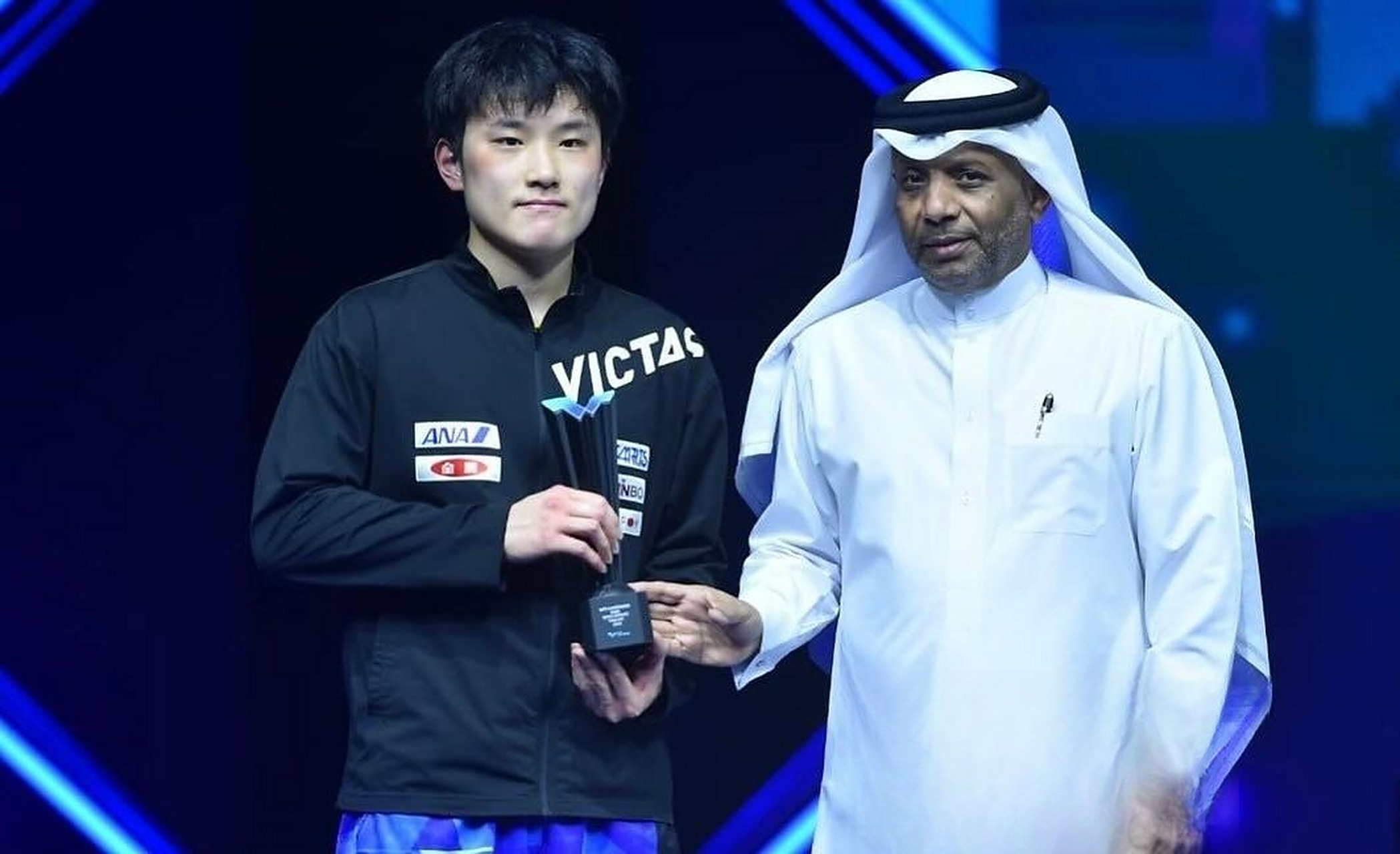 德国乒乓球队力克日本乒乓球队，波尔制霸全场